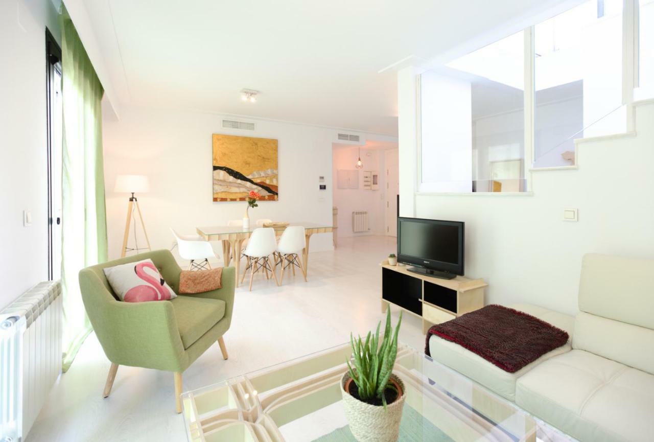 Apartamento De Diseno Con Jacuzzi Privado Granada Eksteriør bilde