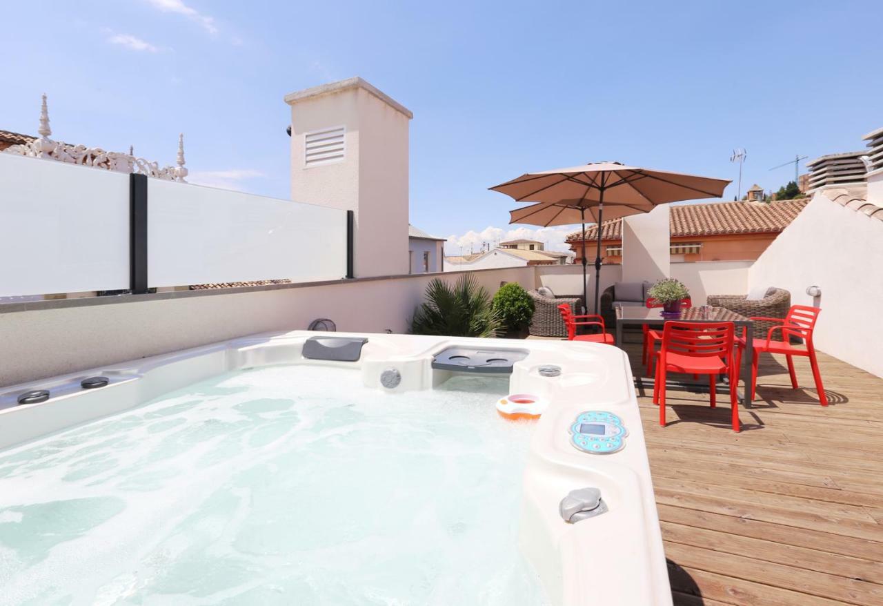 Apartamento De Diseno Con Jacuzzi Privado Granada Eksteriør bilde